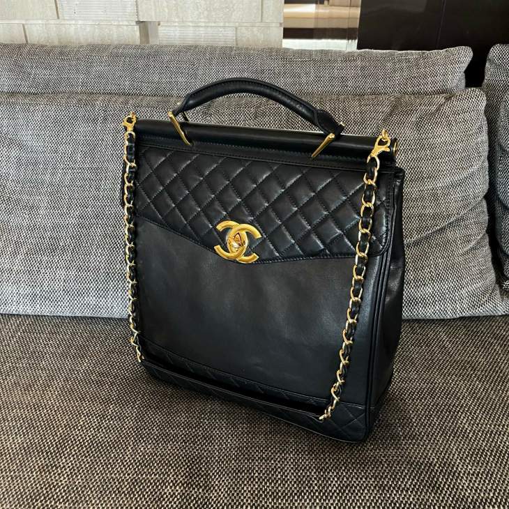 Picture of Chanel Handbags 2 _SKUfw239828902fw